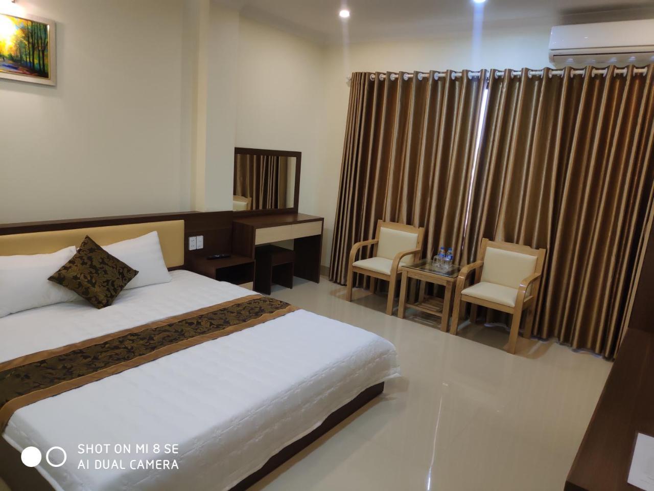 Ngoc Anh Hotel Ha Long Exterior foto